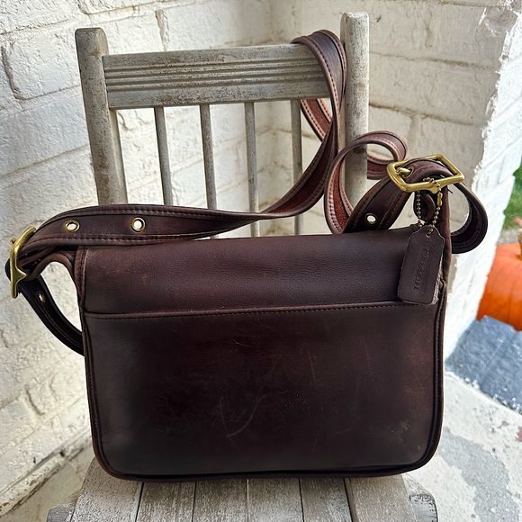 VINTAGE Coach 9951 Brown Leather Patricia's Legacy Flap Shoulder Bag - Picture 9 of 16